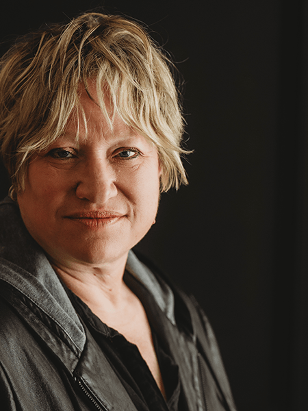 Guest Appearance with author Elena&nbsp;Taylor